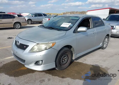 2010 Toyota Corolla S z USA, uszkodzony, nr VIN 1NXBU4EE5AZ229451